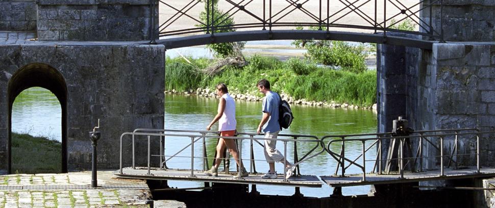 Sur les traces de Stevenson sur l'écluse de Châtillon