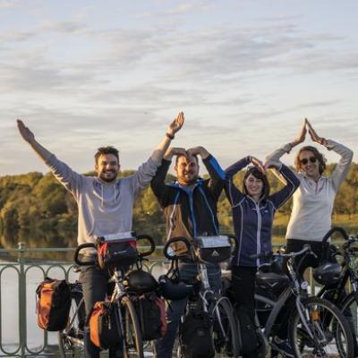 Sur la Loire à vélo © DDarraultCRT Centre Val de Loire Sur la Loire à vélo © DDarraultCRT Centre Val de Loire
